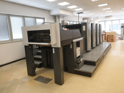 Heidelberg SM 74-4 installed in the print shop